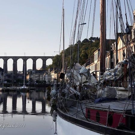 Logement Entier 50 M² Proche Centre Ville Morlaix Esterno foto