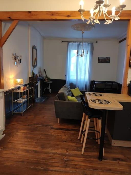 Logement Entier 50 M² Proche Centre Ville Morlaix Esterno foto